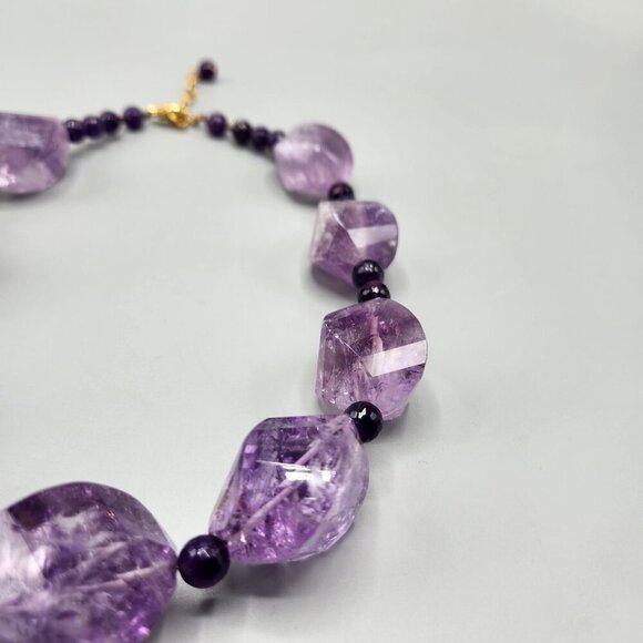 Purple Amethyst Chunky Bead Necklace Large Stones Strung Gold Tone Clasp - Picture 2 of 9